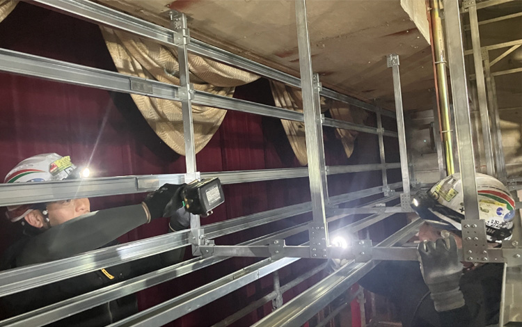 サンサンホール